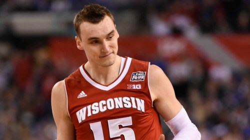 SAM DEKKER BỊ SÂU RĂNG